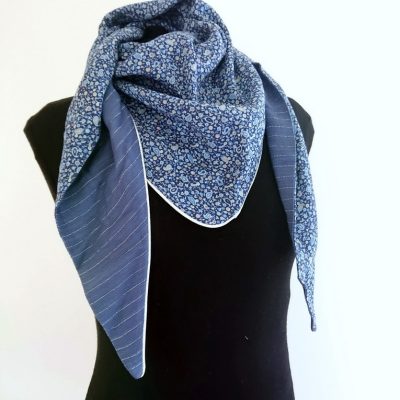 Cours - Foulard bleue - Atelier des gourdes